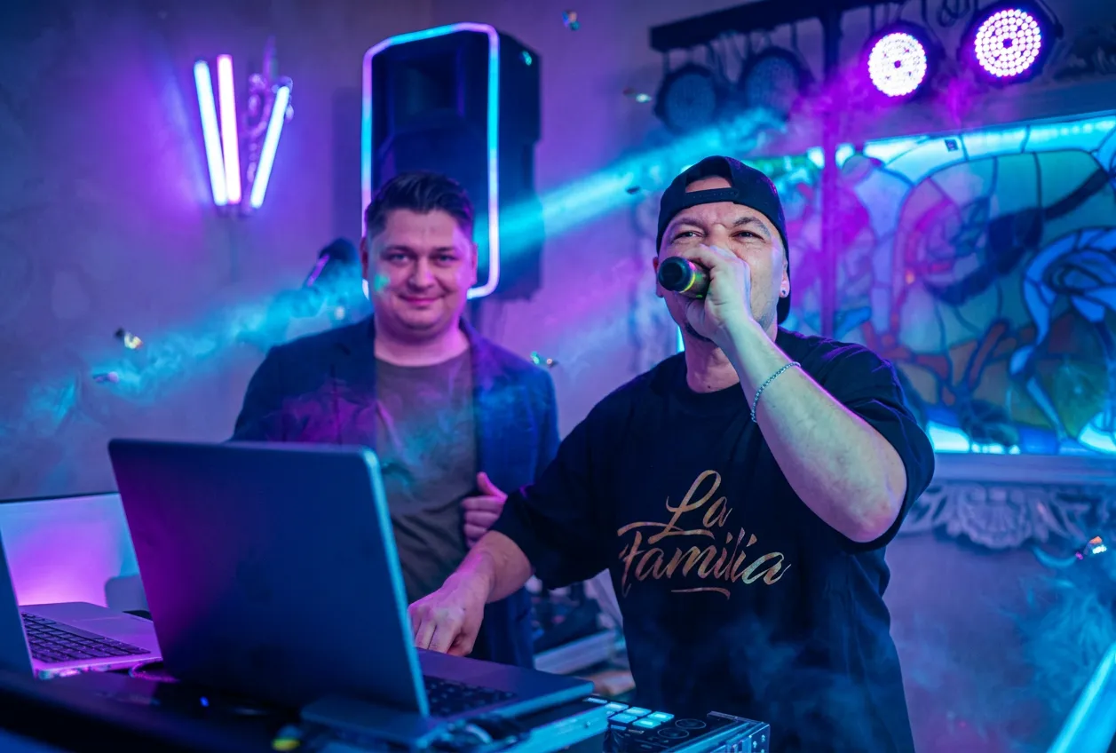 DJ Flo & Puya — moment de scenă